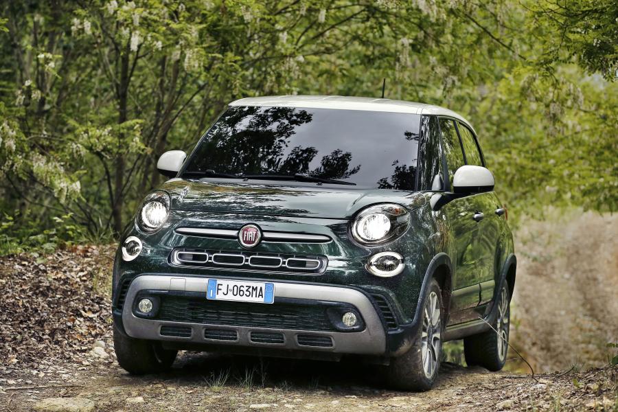  Fiat 500L Cross (330) 2017 года  (фото 19 из 39)